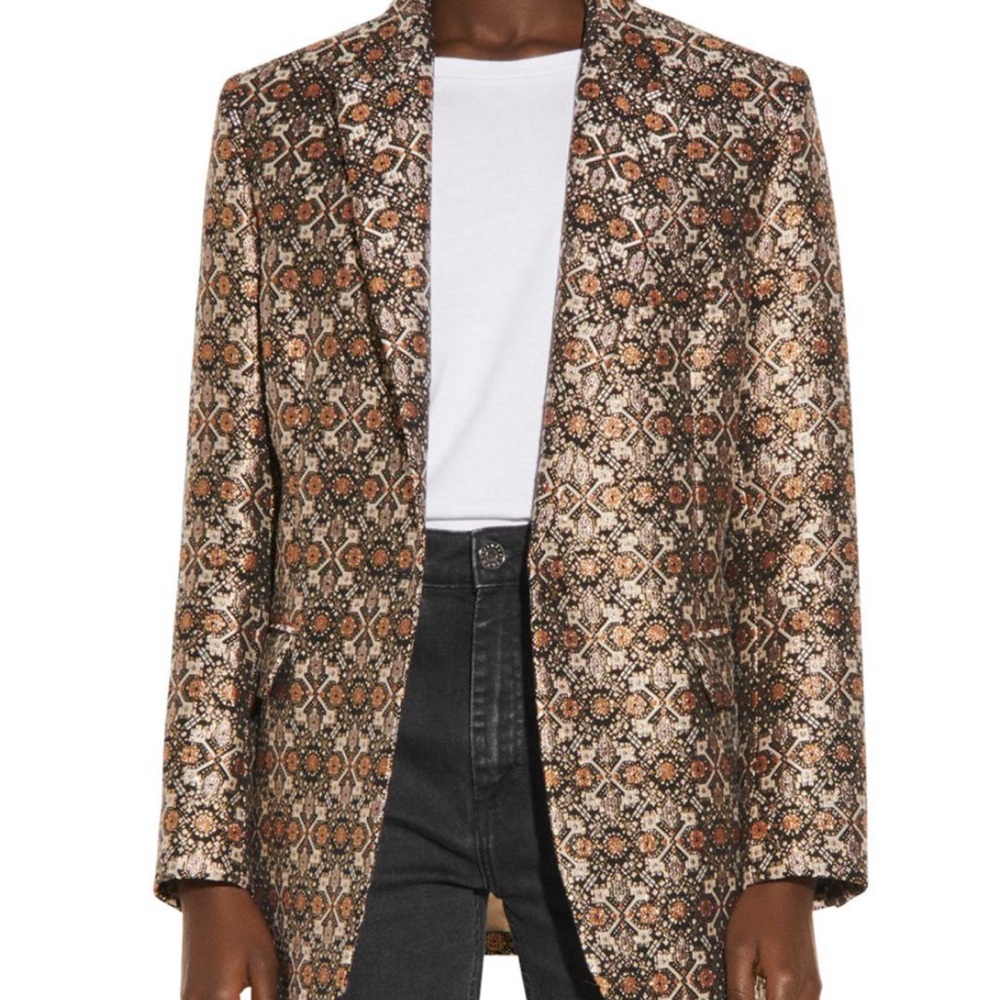 Elegant Patterned Blazer